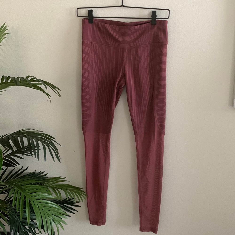 Alo Leggings